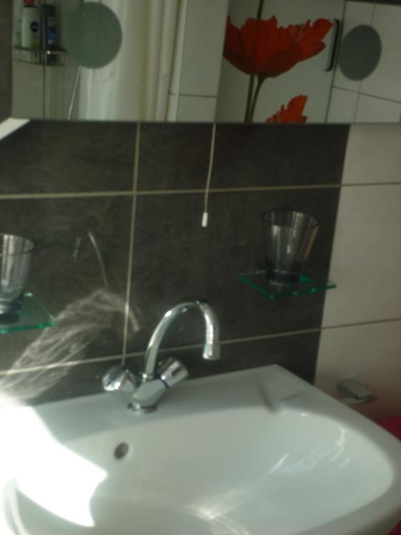 Tonnie'S Bed And Breakfast Kerkrade Exterior foto
